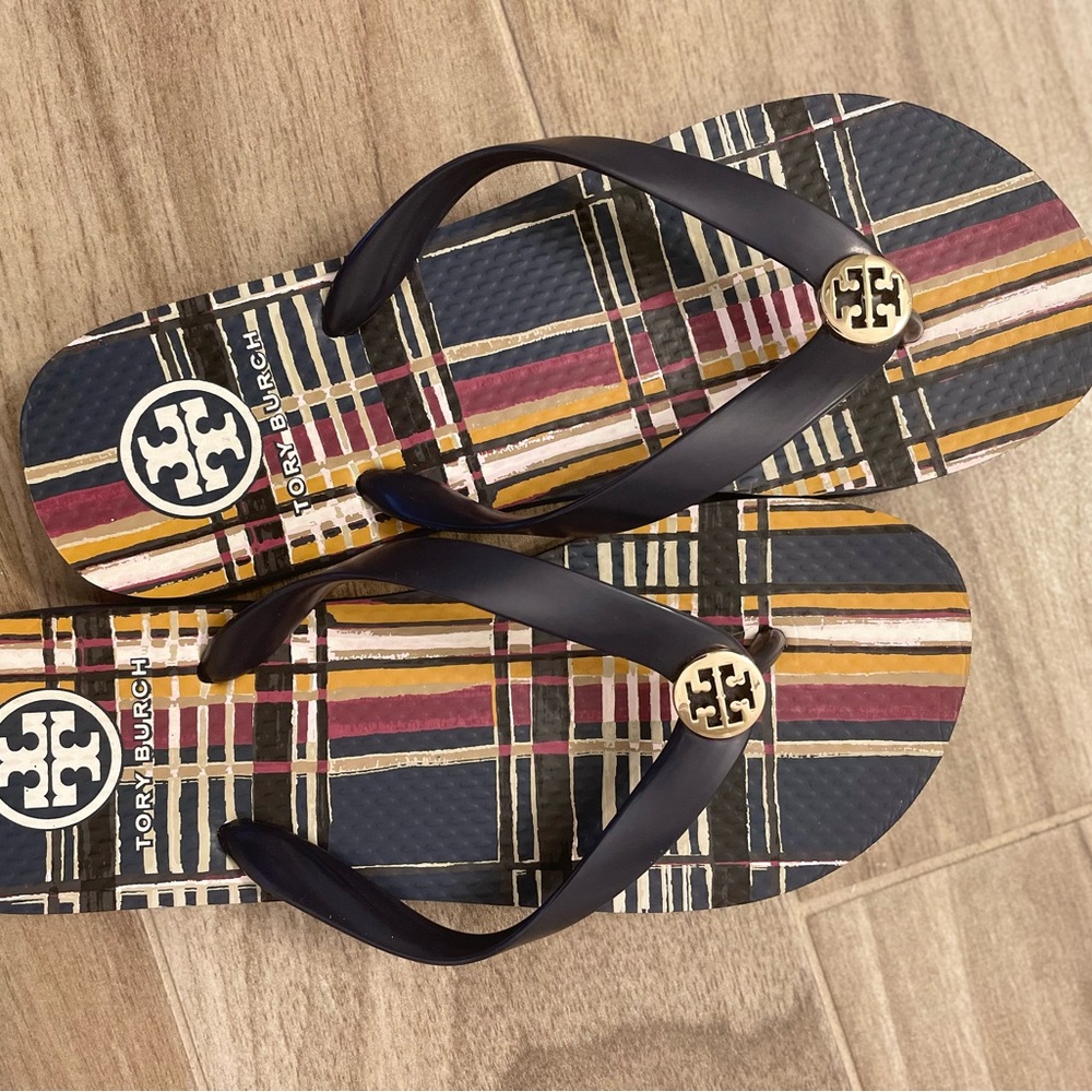 Tory Burch Flip Flops size 7